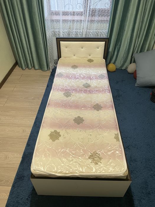 Кровать односпальная