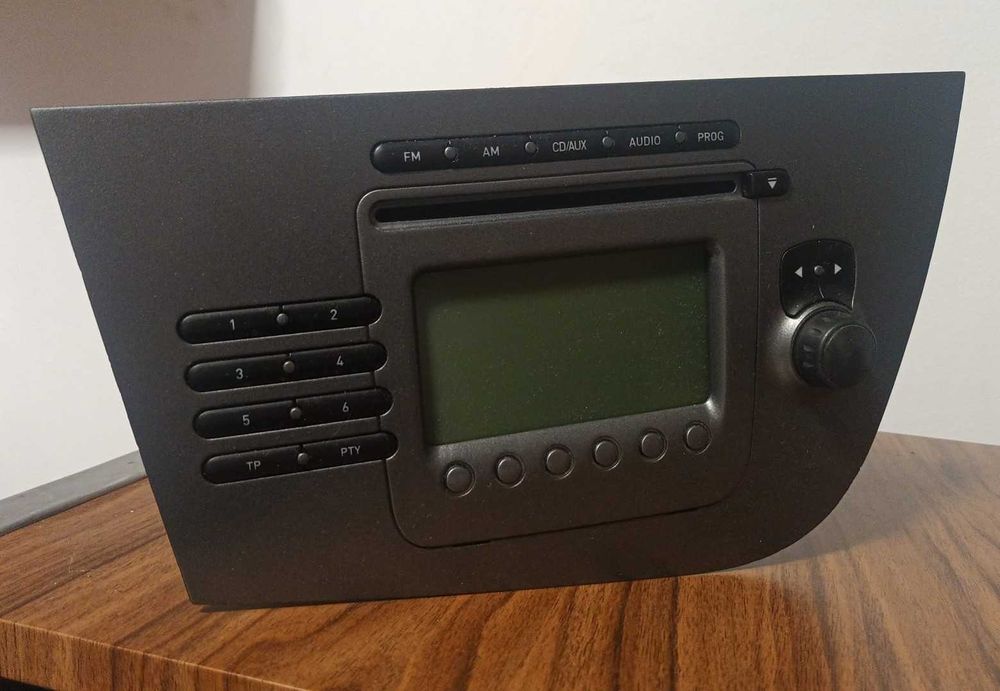 cd player seat leon p - Piese auto de vânzare | OLX.ro
