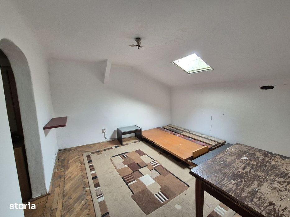 Mansarda 174,85 mp - Universitate - comision 0%