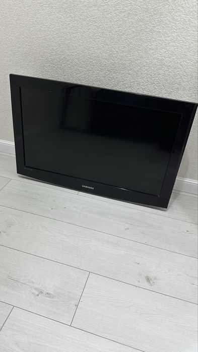 Телевизор Samsung диагональ 32