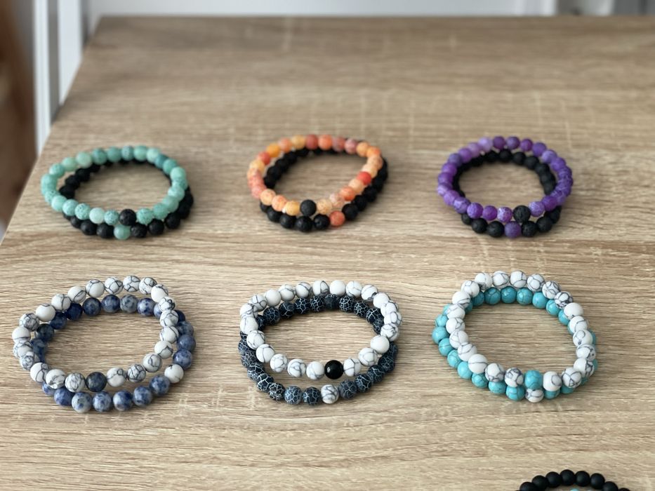 Мъжки гривни различни видове