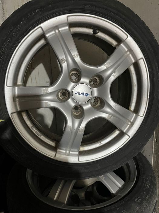 Зимни гуми с джанти 225/45 R17