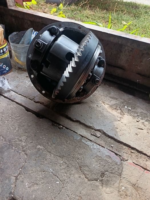 Редуктор задний паджеро 2