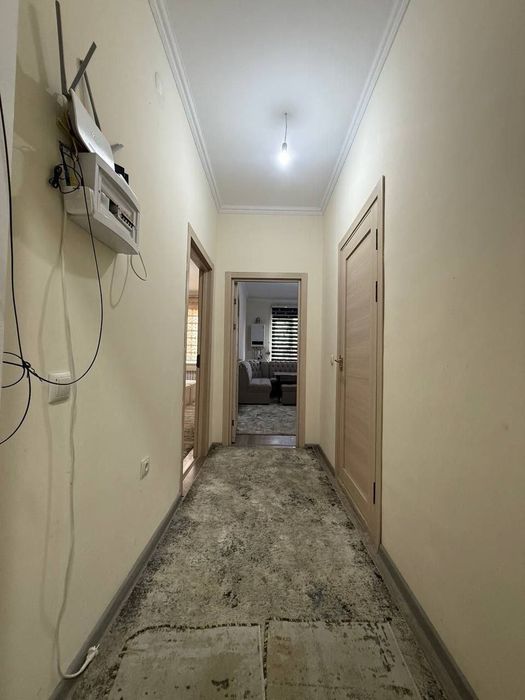 Motrid 1 etaj 1 xonali zudlik bilan sotiladi