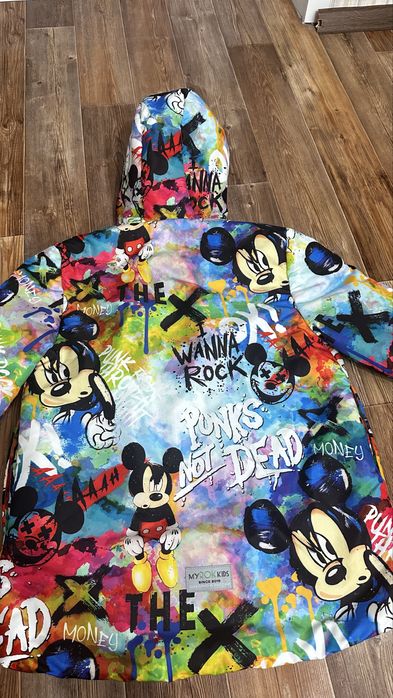 Демисезонная куртка