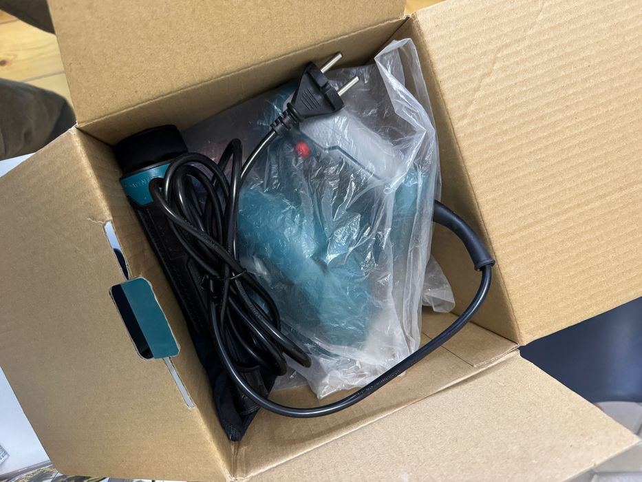 Воздуходувка Total 600W, новая