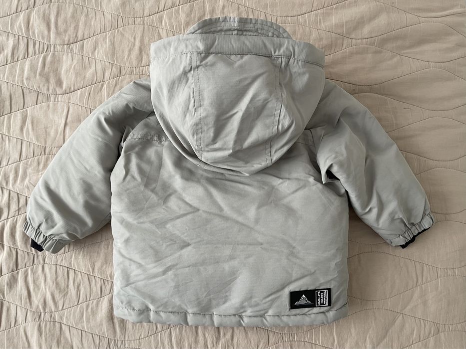 Продам демисезонную куртку