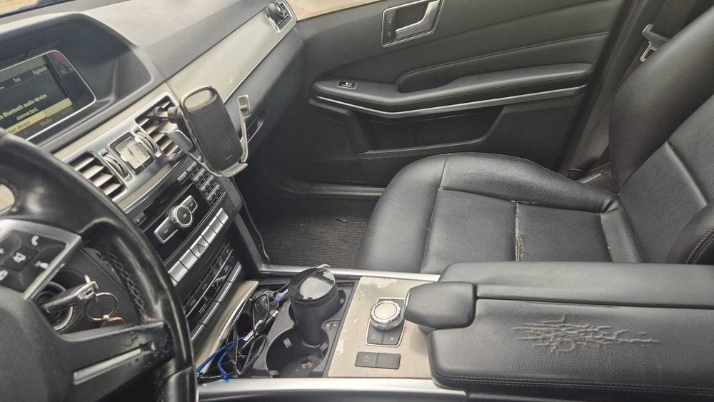 Vand Mercedes E200