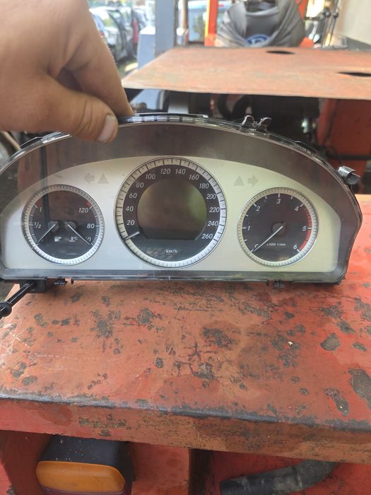 Километраж за Mercedes W204