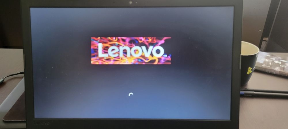 Ноутбук lenova i3 8130u