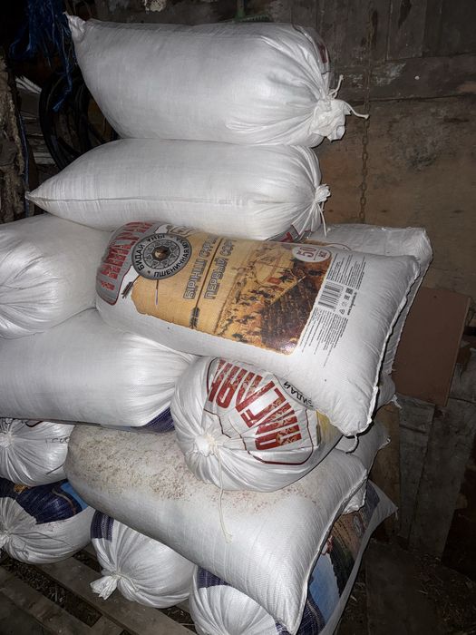 Продам чистый, сухой ячмень