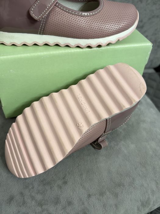 Обувь для девочки