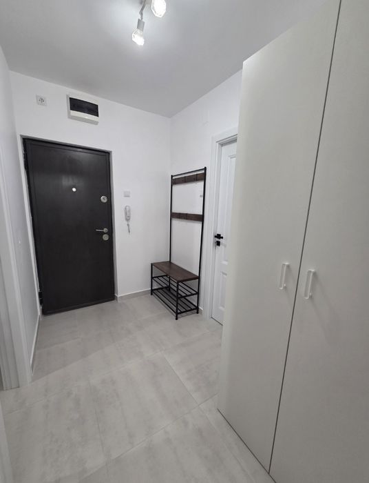 Proprietar, garsoniera Titan, 1 minut metrou, prima inchiriere