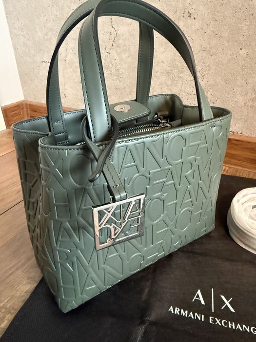 Чанта Armani Exchange