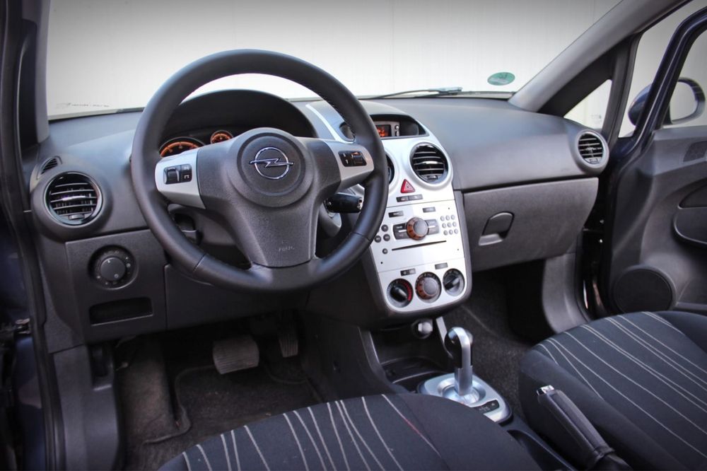 Opel Corsa 1.2  benzina A/C easytronic automata