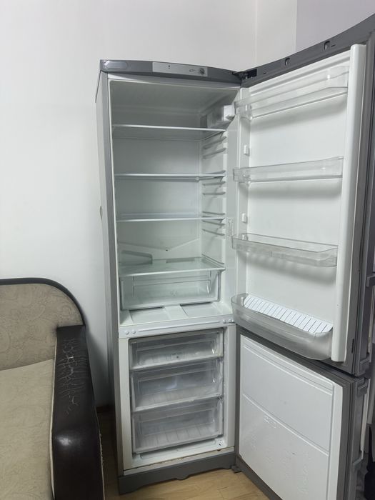 Продается холодильник