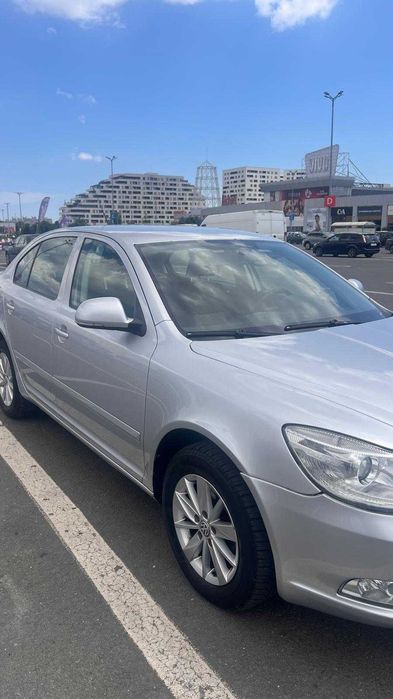 SKODA Octavia 2012 — imagine 3