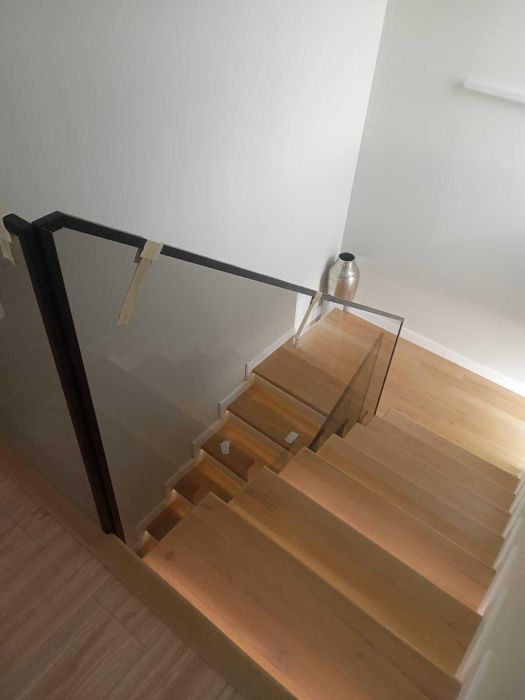 Balustrada scara sticla securizata