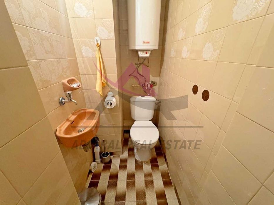 Дава се под наем Четиристаен апартамент в Варна, Цветен квартал - 90 кв.м за 450 € - Снимка #5