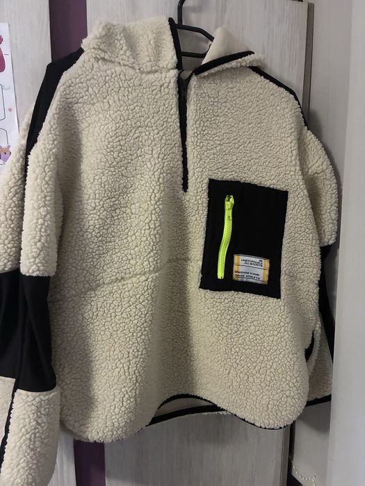 Дамски суитшър. Чисто нов!