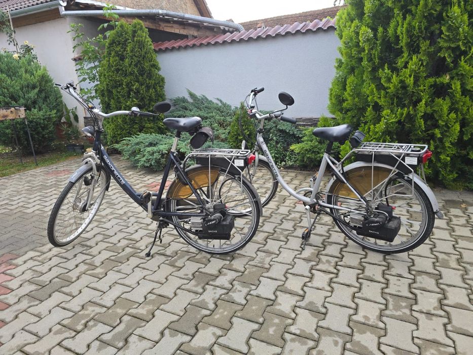 Vand biciclete saxonette cu motor pe benzina