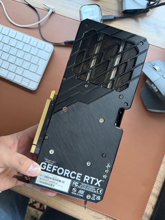 Видеокарта Nvidia RTX4070 Palit