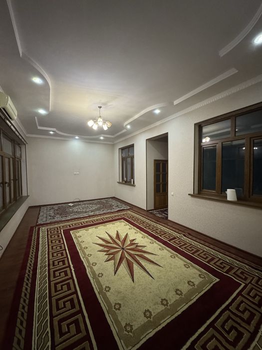 Arendaga hovli Sergilida