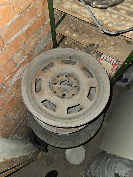 Продавам джанти за пежо