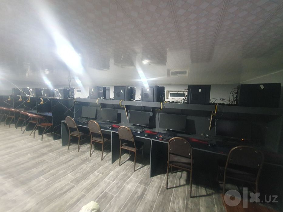 Tayyor biznes sotiladi 
Game Club 
1.20 ta kampyuter 
Manitor 24.75,
K