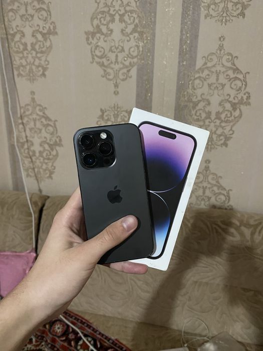 срочно продам Айфон 14 про торг нет      iPhone 14 PRO
