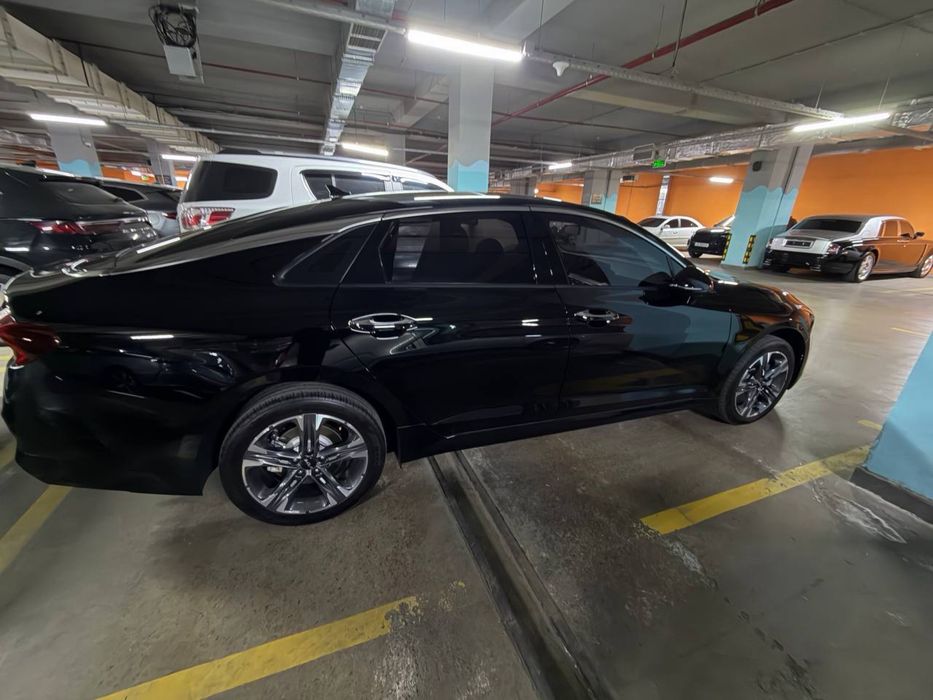 Kia K5 2025 6 potizsiya
