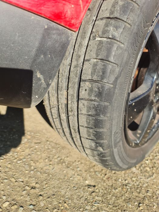 Volkswagen Touran  vând sau schimb cu moto! (Citeşte descrierea)