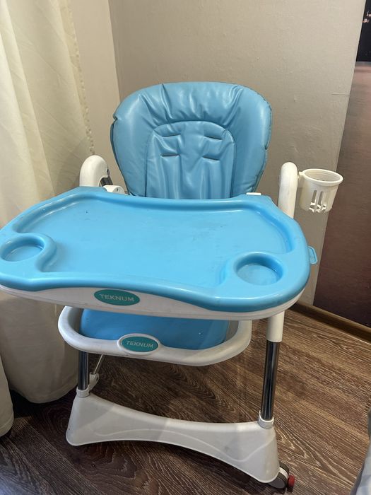 Детский стульчик для кормления