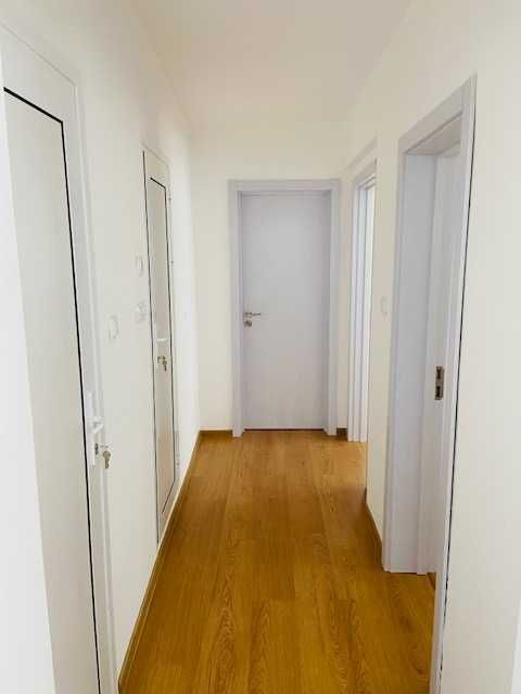 Дава се под наем Двустаен апартамент в София, Център - 60 кв.м за 400 € - Снимка #10