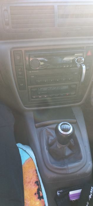 Vând Volkswagen Passat b5