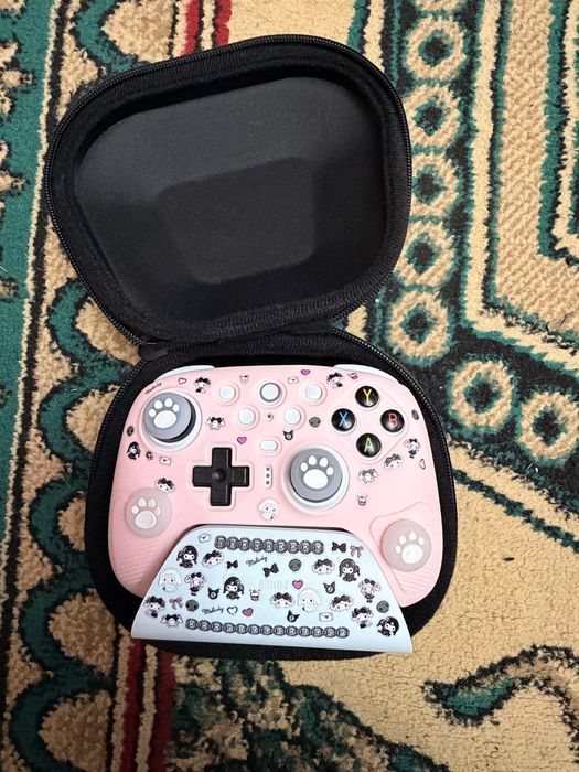 Геймпад 8BitDo Ultimate 2 + чехол,накладки и кейс