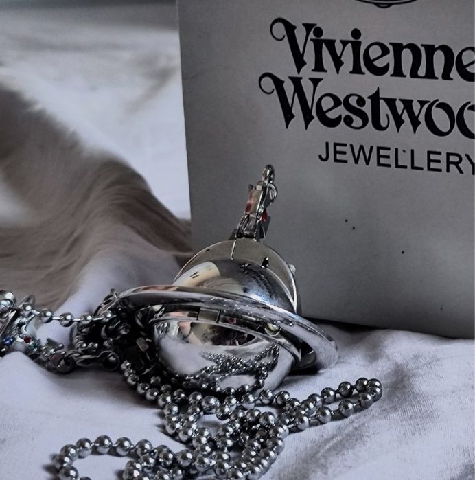 Vivienne Westwood зажигалка