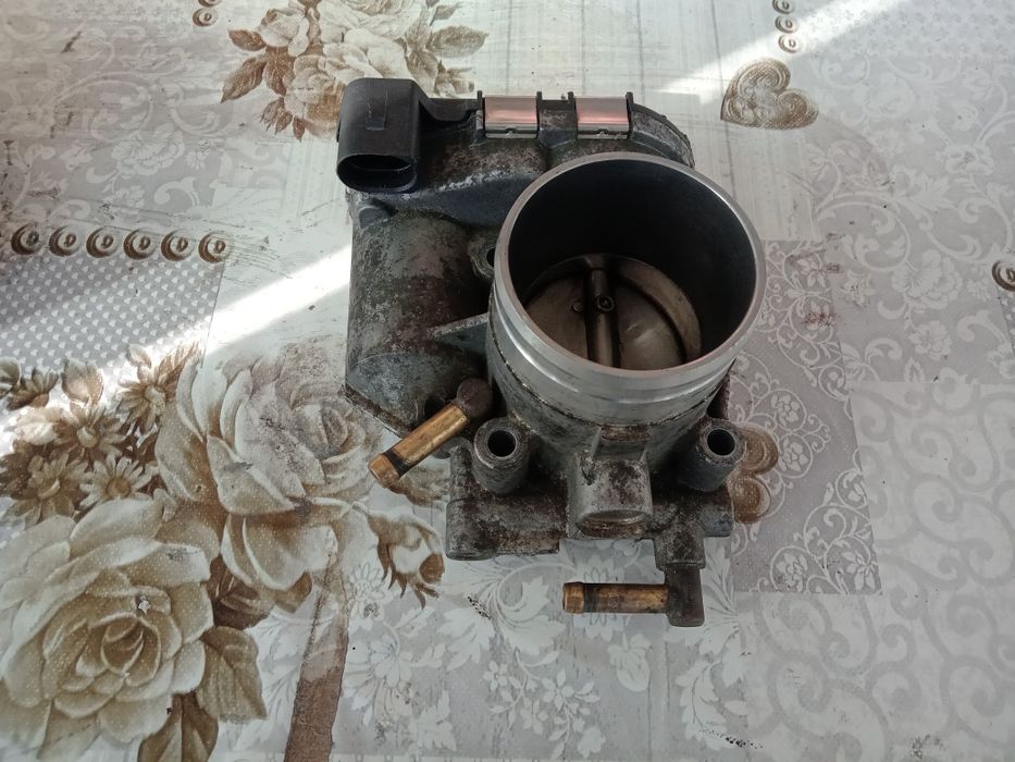 Дросел за Голф FSI 1,6 Сеат,Шкода