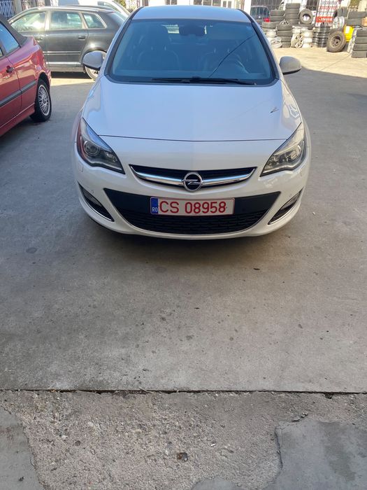 OPEL Astra 2013 — imagine 2