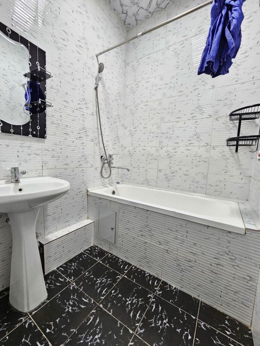 Сергели 3 хона 75 кв сквазной мебел и техникалари билан