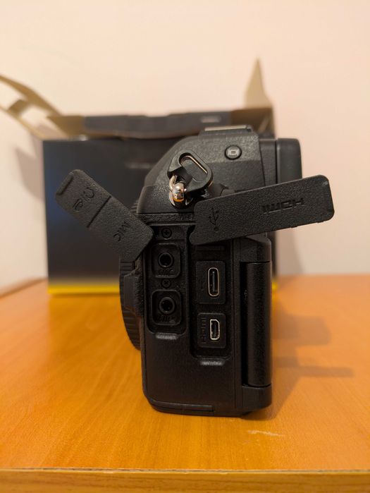 Nikon Z5 mark II, ca nou