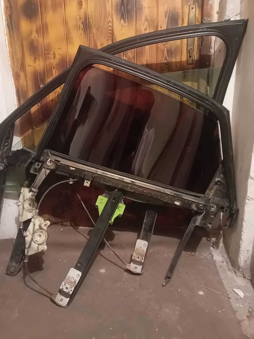 Стъклоповдигачи, Брави, и Хидравлична Помпа! Ауди А4 Б6