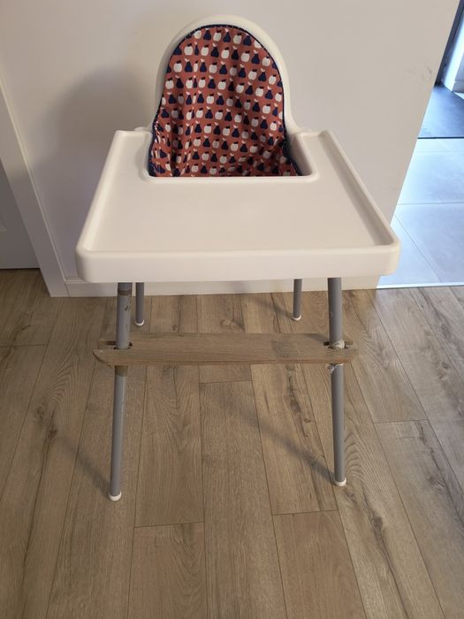 Scaun copii IKEA ANTILOP cu tava alba,suport și husa