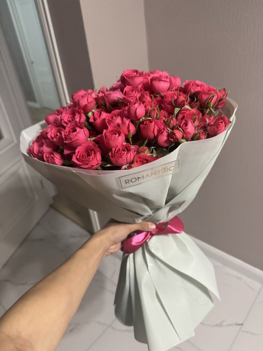 Кустовые розы в большем обьеме