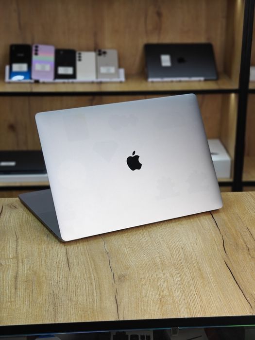 Apple MacBook Pro 16 Intel Core i7 ОЗУ 32гб TouchBar 

Инстаграмм: Lap