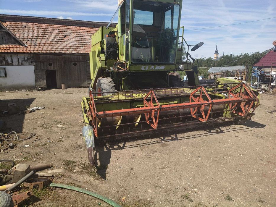 Combina claas dominator 80