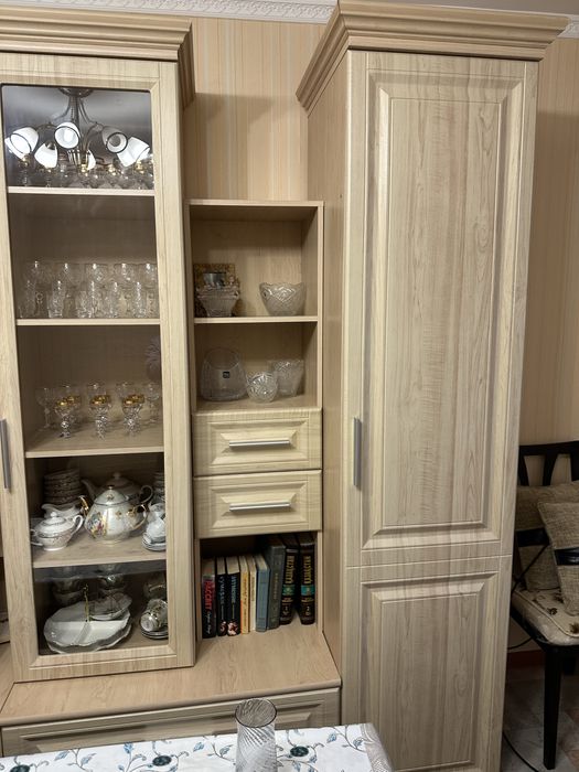 Продам стенку в отличном состоянии