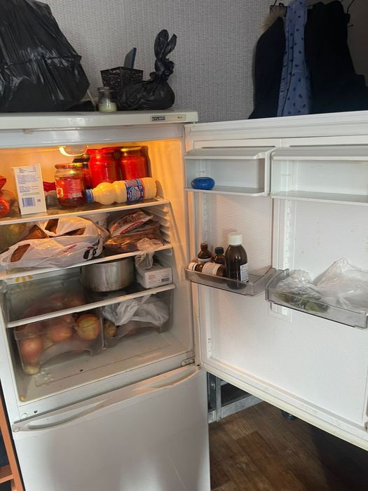 Продаю холодильник