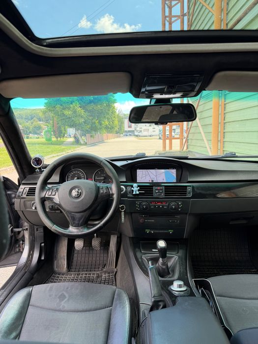 BMW E90 2.0 Diesel Stage 2 – 250 CP | Facelift | Full M | Foarte multe investiții