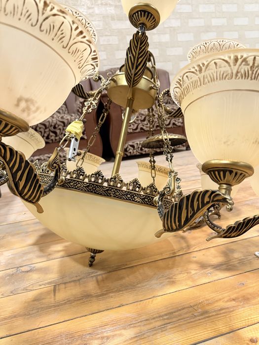 Продаётся люстры
